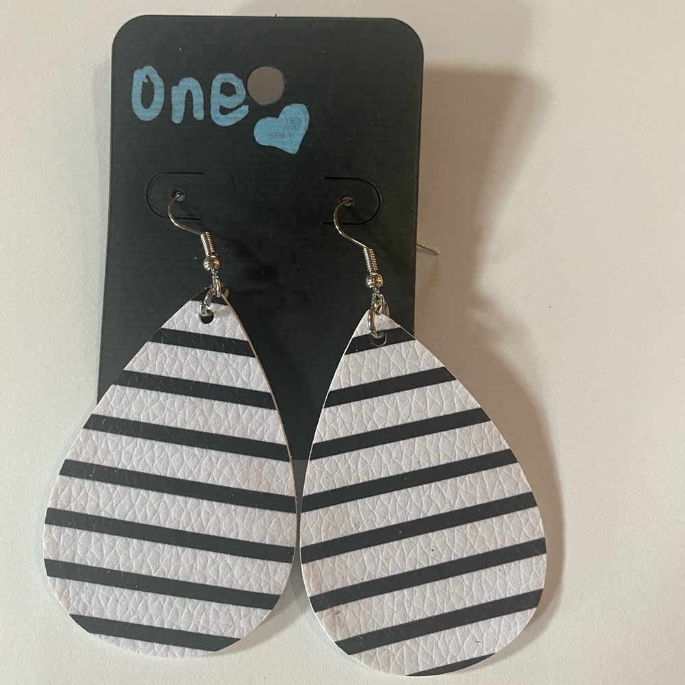 Black and white striped earrings.